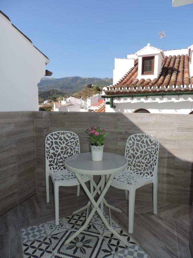 Casa Las Tres Conchas Yunquera Exteriér fotografie